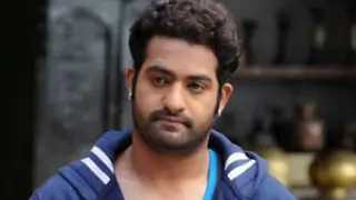 Jr. NTR delights fans with the glimpse of his son Thumbnail
