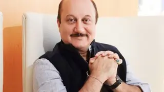 Anupam Kher completes 31 years in the Film Industry Thumbnail