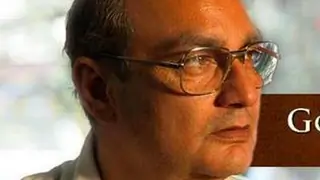 Vinay Pathak sports bald look for 'Gour Hari Dastan' Thumbnail