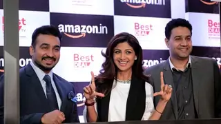 Hate shopping in India because of selfie culture: Shilpa Shetty Thumbnail