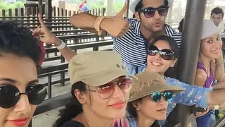 Its 'Picnic' time for Qubool hai team! Thumbnail