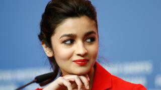 Alia Bhatt clears the air about her relationship!