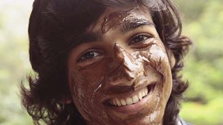 World Chocolate Day: Shantanu Maheshwari Dips His Face Into A Bucket of Chocolate!