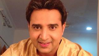 Romanch Mehta bags a role on Mere Angne Mein!