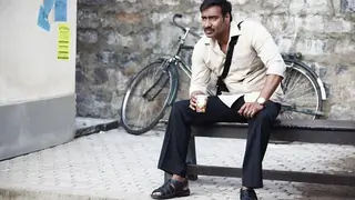 Kamat viewed 'Drishyam' purely as script not as remake Thumbnail