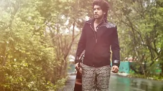 Batameez Dil is a life changing show for me - Suyyash Rai Thumbnail