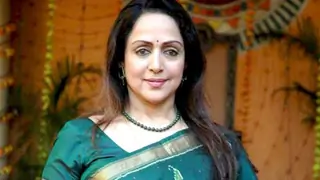 Hema Malini lauds Subhash Ghai's institute after award Thumbnail
