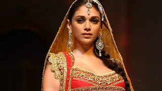 Aditi Rao Hydari's fashion gurus thumbnail