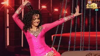 Sanaya goes to another level on Jhalak Dikhla Jaa 8 Thumbnail
