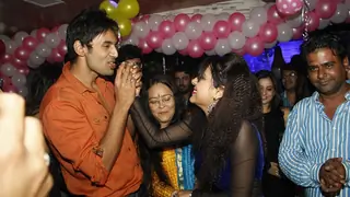 Pratyusha Banerjee's birthday bash! Thumbnail