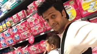 Riteish on a shopping spree with his little one!