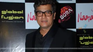 Aadesh Shrivastava's last rites at Oshiwara Crematorium Thumbnail