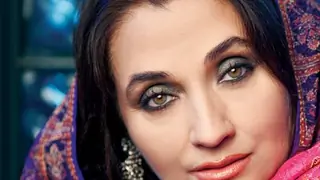 Challenging job to make films on homosexuality: Salma Agha thumbnail