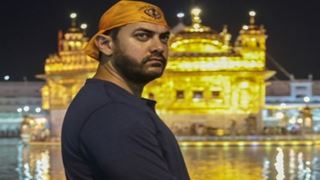 Aamir Khan visits Golden Temple