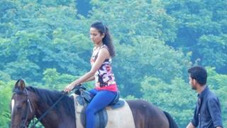 Scared Heena Parmar learns how to horse-ride on the sets of Maharana Pratap!