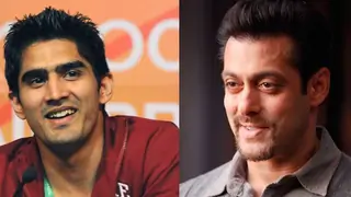 Salman Khan cheers Vijender Singh for first fight
