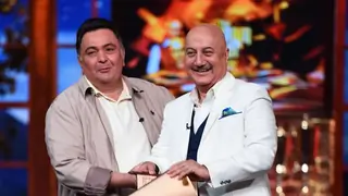Why Rishi Kapoor does not shoot on Sunday?