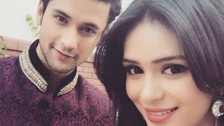 Actress Sonal Vengurlekar & Sumit  Bhardwaj in Power Couple?