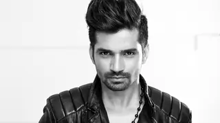 Spooky n Uncanny with Vishal Singh! Thumbnail