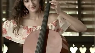 Amyra Dastur in 'Aa bhi jaa tu kahin se'