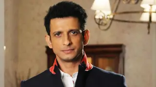 Sharman Joshi's daughter not happy with his bold character! Thumbnail