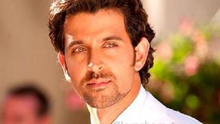 Hrithik contributes 25 Lakhs to Chennai flood victims! Thumbnail