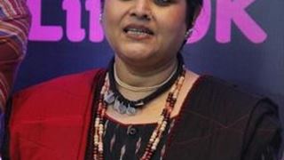 Multiple shoots and weather affects Supriya Pathak's health! Thumbnail
