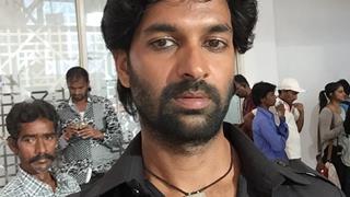 Out Now: Purab Kohli's first look from Airlift! Thumbnail