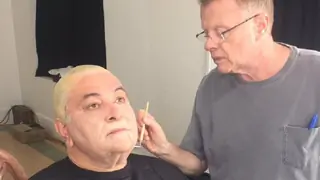 Rishi Kapoor takes over five hours for 'Kapoor & Sons' get-up Thumbnail