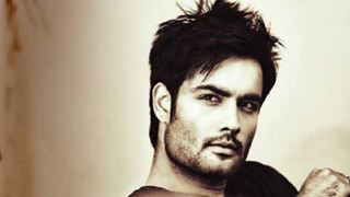 Vivian Dsena ranks fifth amongst Asia's Sexiest Men, beats Shahrukh Khan! Thumbnail