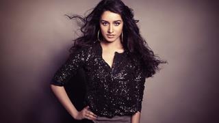 Shraddha Kapoor to play 'Half-Girlfriend'! Thumbnail