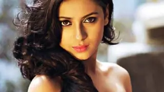 Pratyusha Banerjee gets molested! Thumbnail