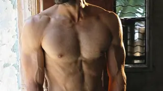 OMG: Aditya Roy Kapur had to starve for a long time Thumbnail