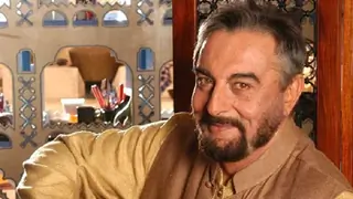 Kabir Bedi 'rushed back to India' to keep relationships alive Thumbnail