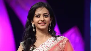 Sukumar helped me discover the actor within: Rakul Preet Singh Thumbnail