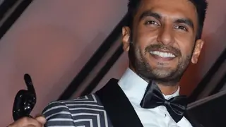 Ranveer feeling 'on top of the world' Thumbnail