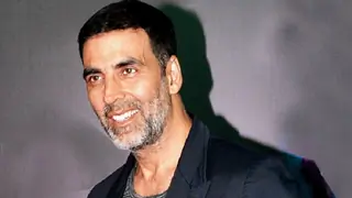 Misconception that film industry is 'sone ki chidiya': Akshay Kumar thumbnail