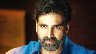 Patriotism ki log sirf baat karte hai: Akshay Kumar thumbnail