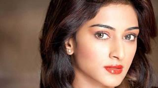 Erica Fernandes 'thrilled' about TV debut!