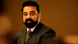 Kamal Haasan in awe of Vetrimaaran's 'Visaaranai' Thumbnail