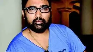 Amit Aaryan feels it is unjust to insult Kapil Sharma on Comedy Nights Live! Thumbnail