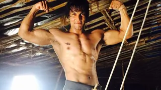 Randeep's 'chameleon traits' shock Omung Kumar Thumbnail