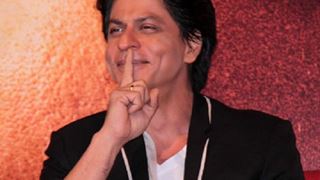 Shah Rukh Khan's fan pulls off a crazy stunt!
