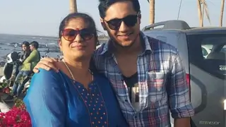 Anshul Pandey currently enjoying 'Maa ke haath ka khana' Thumbnail