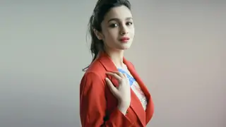 Alia Bhatt keen to work with Mani Ratnam Thumbnail