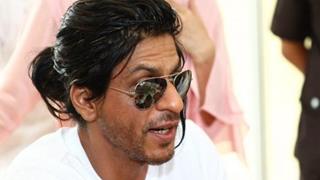 Wish I was a woman, says SRK in tribute to women