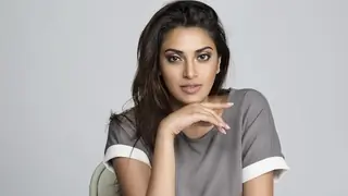Anushka Ranjan supports rape victims! thumbnail