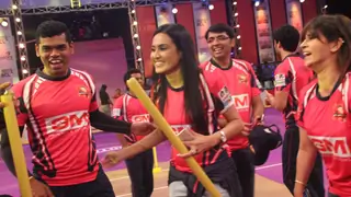 Guess who was missing from the Mumbai Vs Jaipur match on BCL 2..? Thumbnail