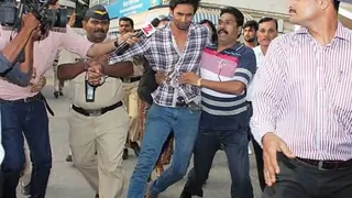 "I am human. I do not want to fight the case in support of Rahul." - Lawyer Neeraj Gupta Thumbnail