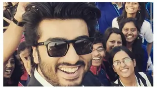 Selfies are like autographs today: Arjun Kapoor Thumbnail